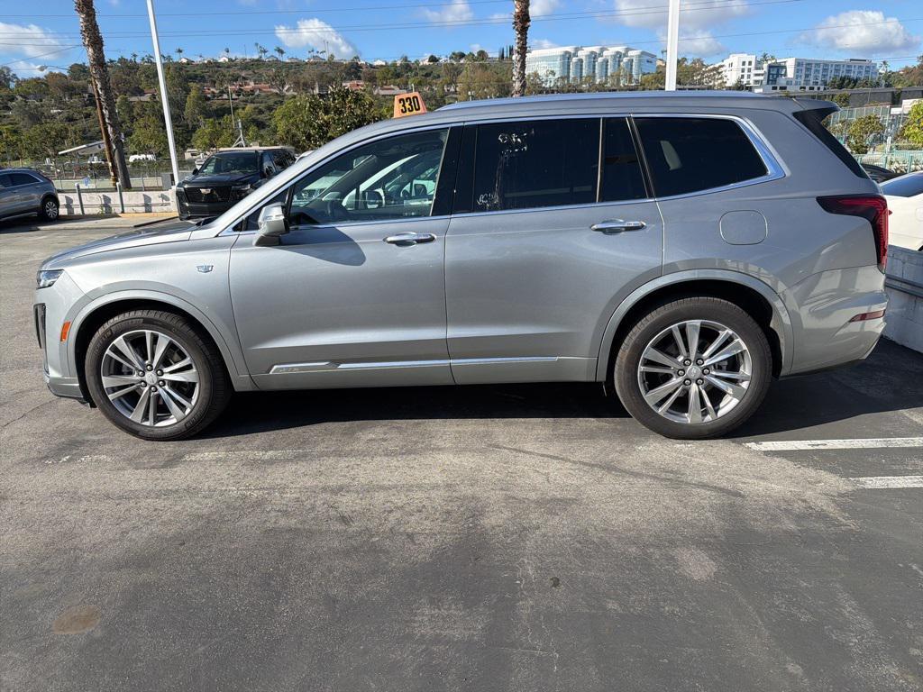 used 2025 Cadillac XT6 car, priced at $39,998