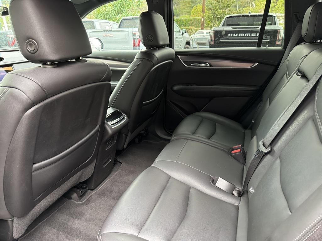 used 2023 Cadillac XT6 car, priced at $30,998