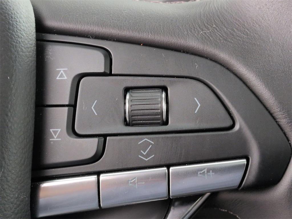 used 2025 Cadillac XT6 car, priced at $47,998