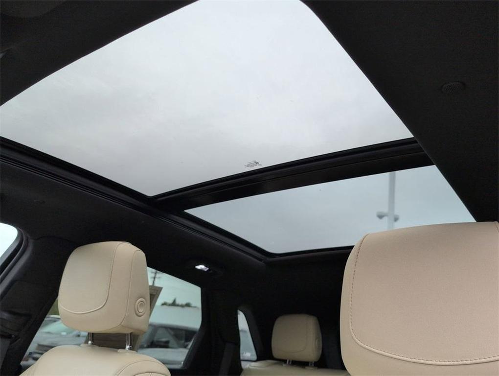 used 2018 Cadillac XT5 car, priced at $19,498