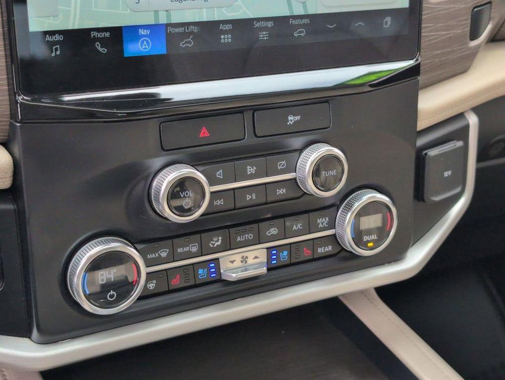 used 2023 Ford Expedition car, priced at $37,430