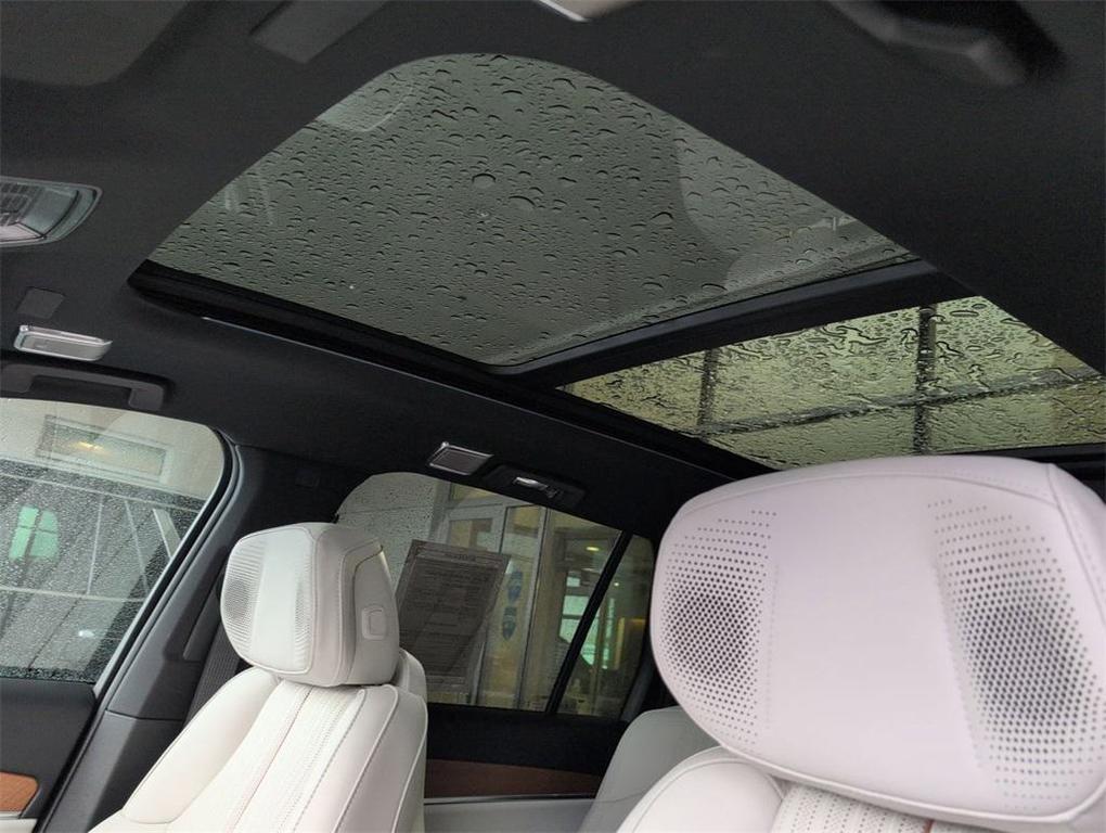 used 2026 Cadillac VISTIQ car