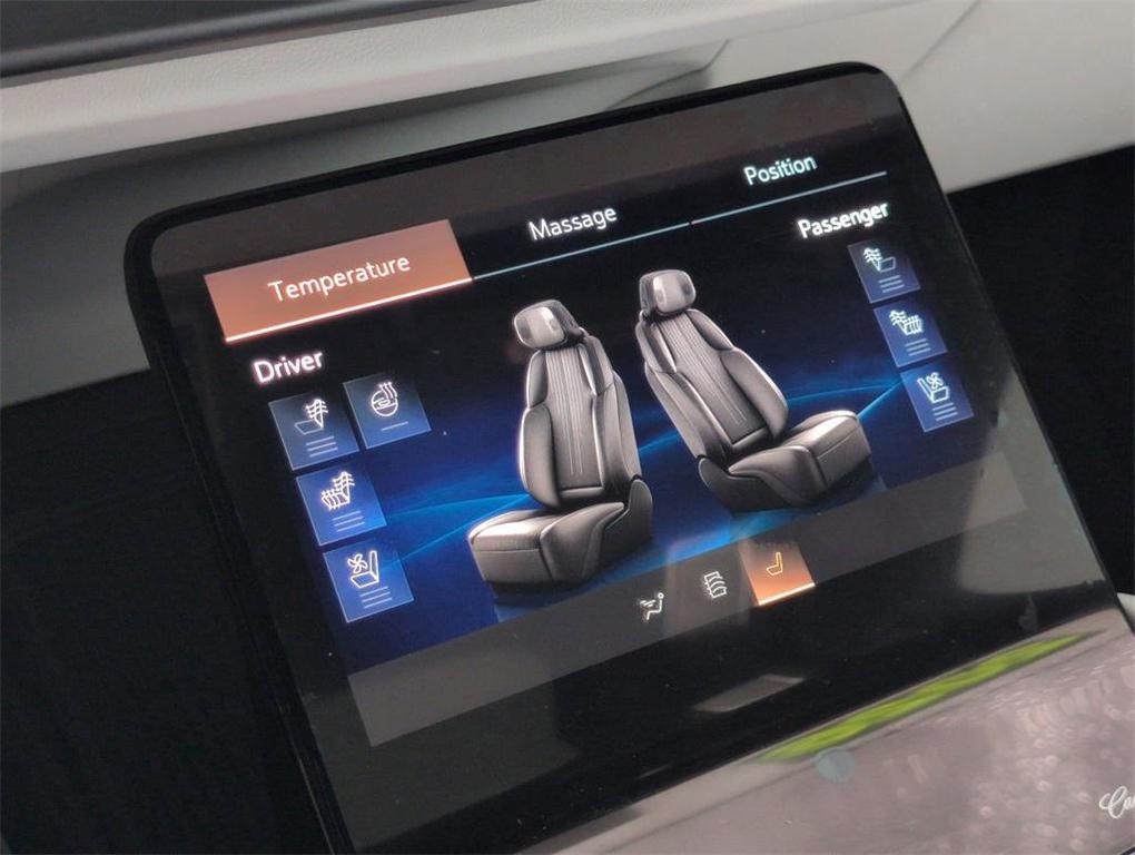 used 2026 Cadillac VISTIQ car