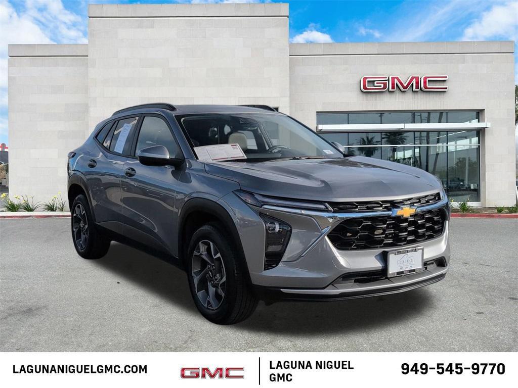 used 2025 Chevrolet Trax car, priced at $18,777