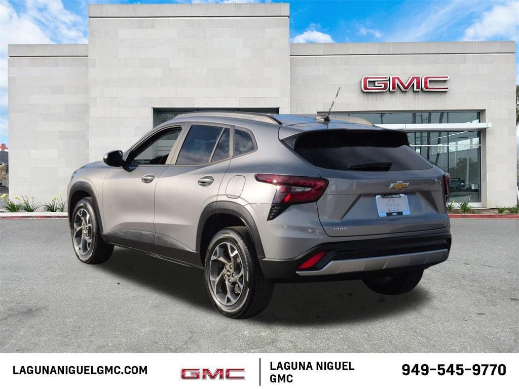 used 2025 Chevrolet Trax car, priced at $18,777