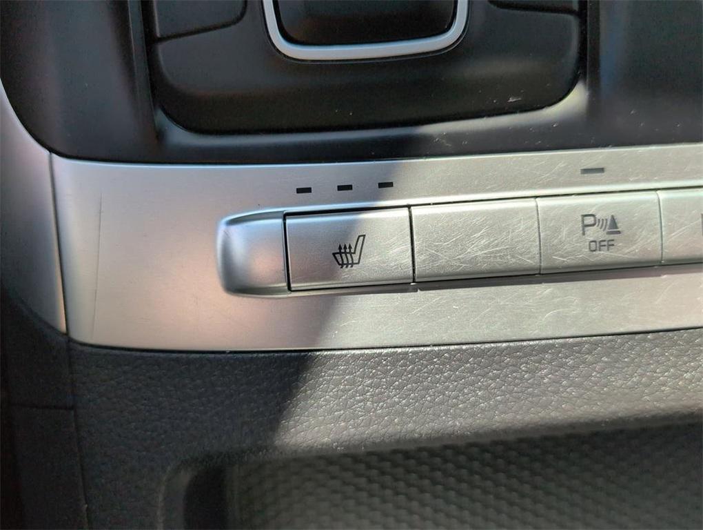 used 2024 Kia Carnival car, priced at $28,998