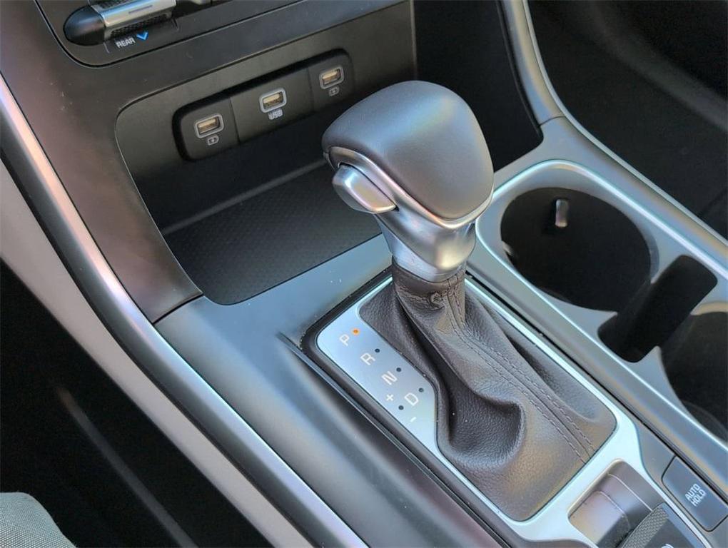 used 2024 Kia Carnival car, priced at $28,998