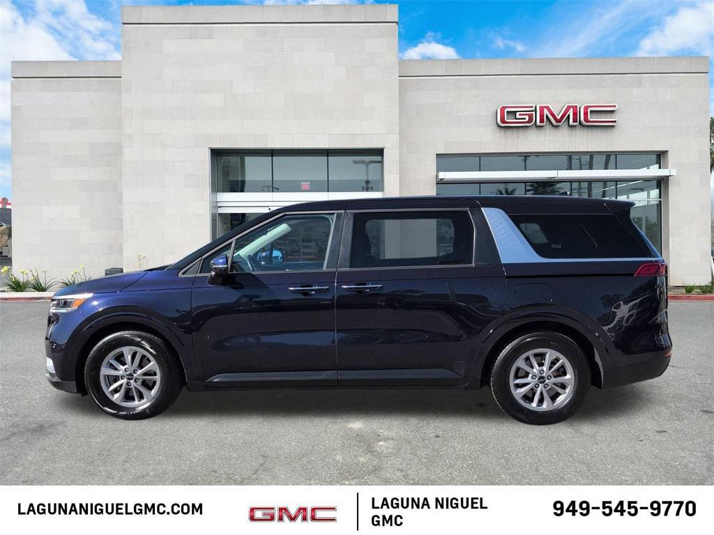used 2024 Kia Carnival car, priced at $28,998
