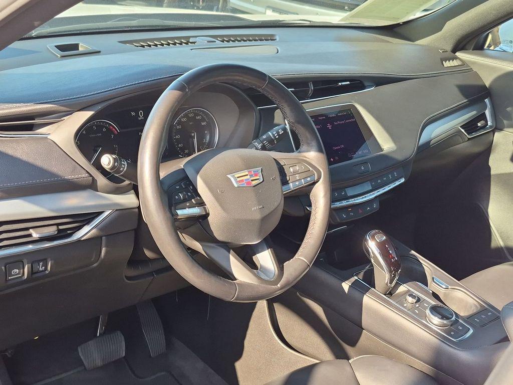 used 2023 Cadillac XT4 car, priced at $28,998
