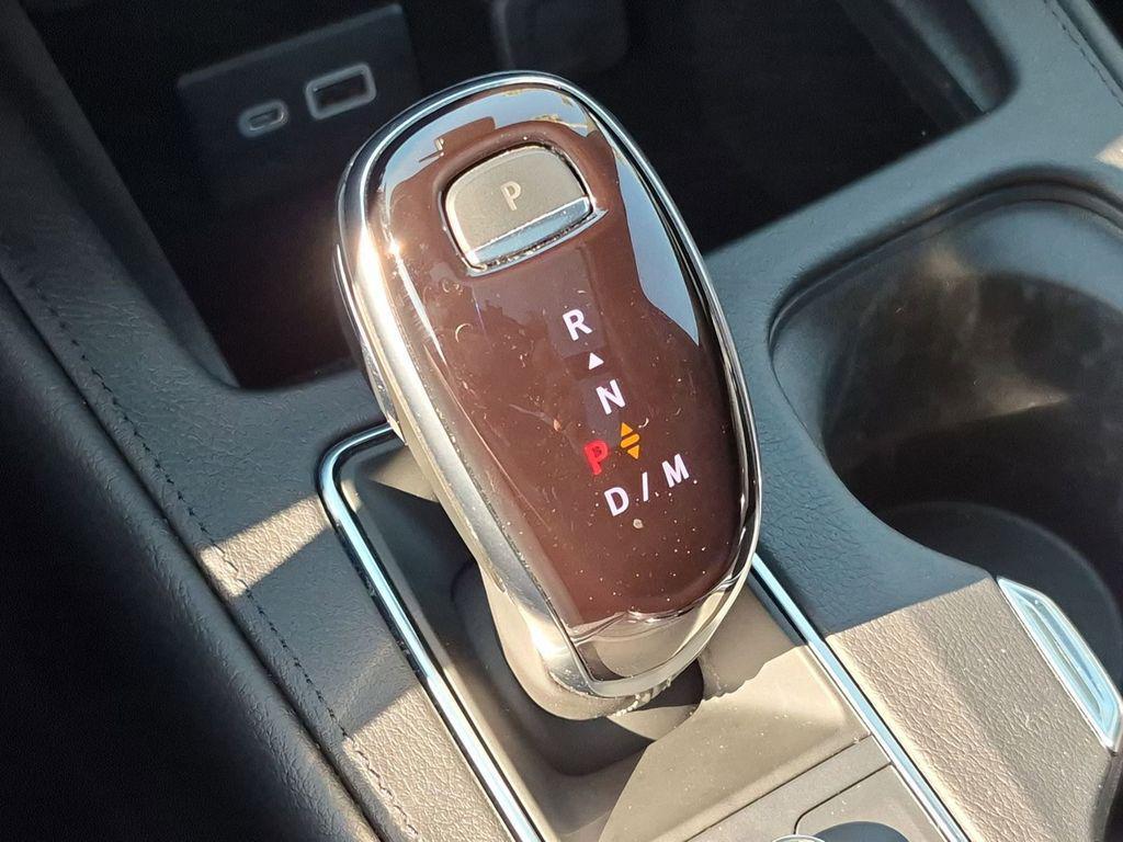 used 2023 Cadillac XT4 car, priced at $28,998