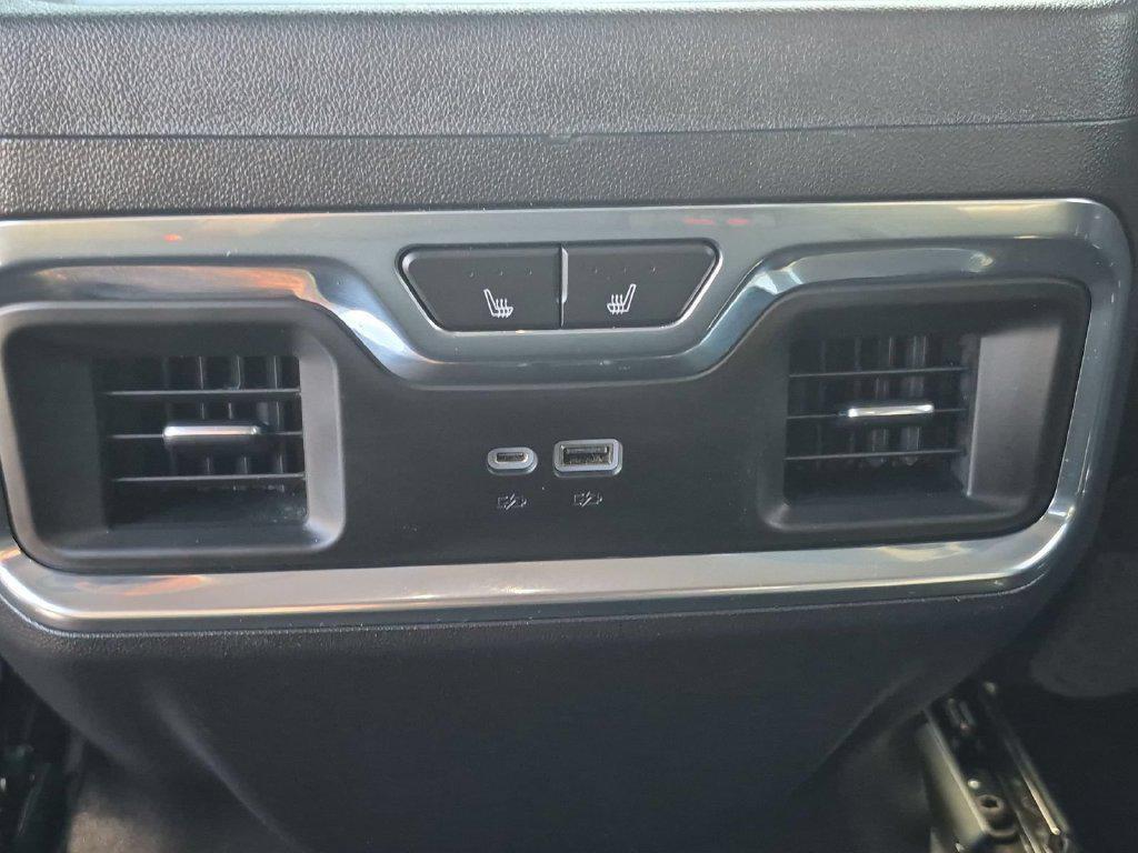 used 2023 GMC Sierra 1500 car, priced at $36,998