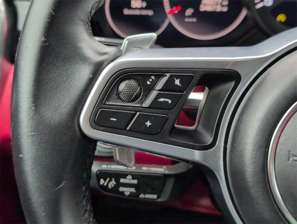 used 2021 Porsche Cayenne car, priced at $43,888