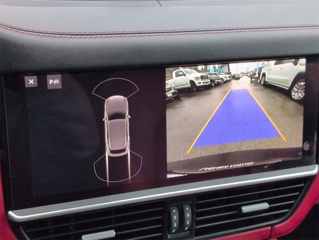 used 2021 Porsche Cayenne car, priced at $43,888