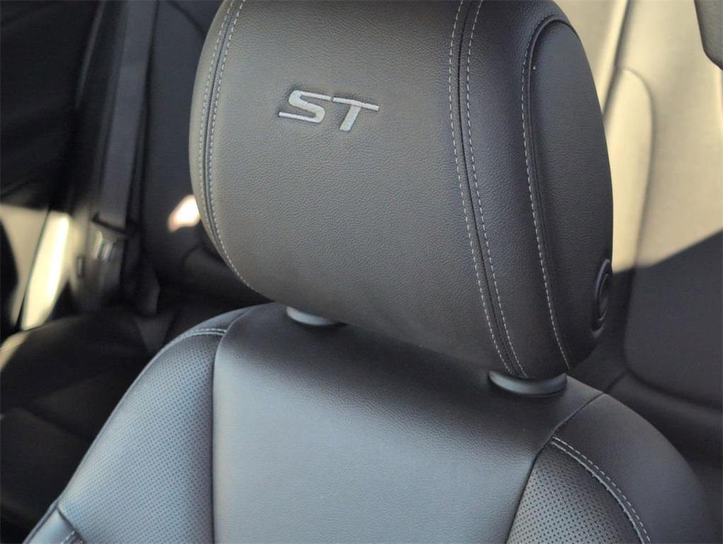 used 2024 Buick Encore GX car, priced at $19,998