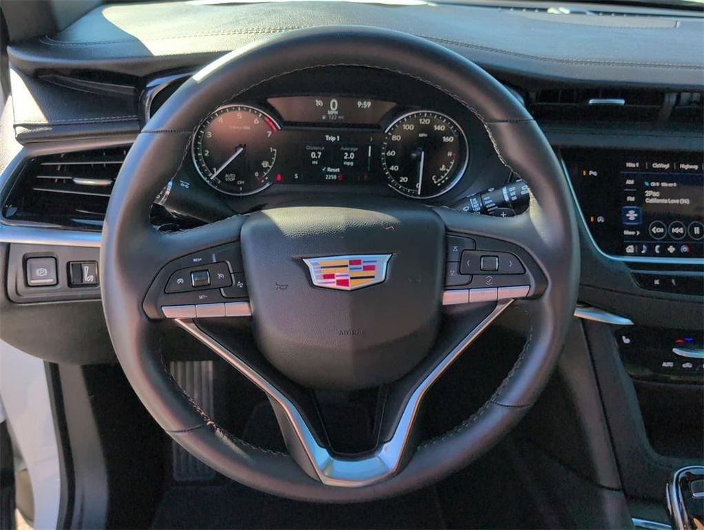 used 2025 Cadillac XT6 car, priced at $49,998