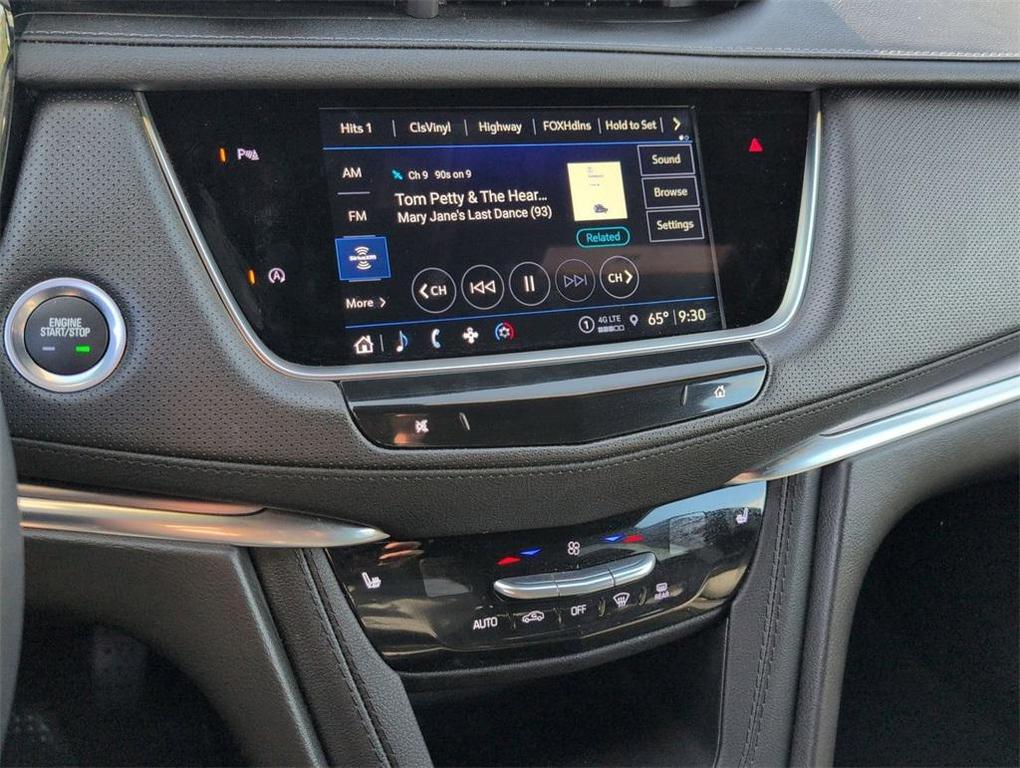 used 2024 Cadillac XT5 car, priced at $31,888