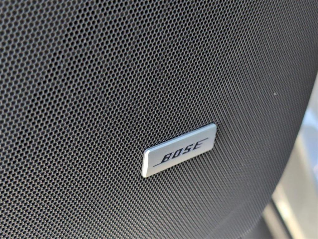 used 2024 Cadillac XT5 car, priced at $31,888