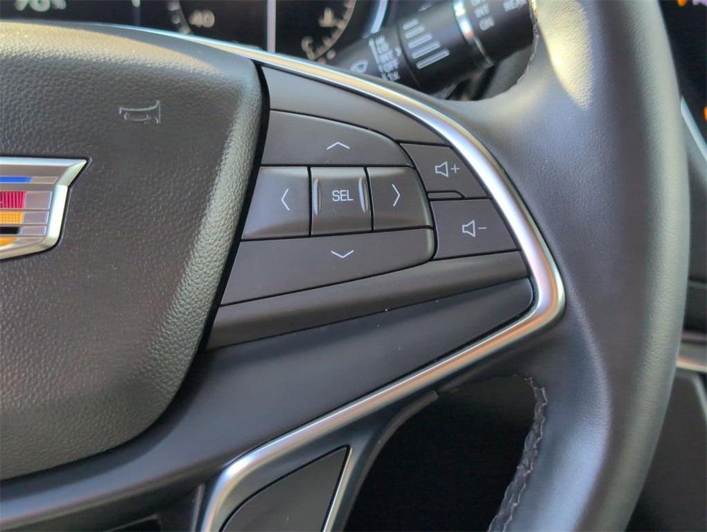 used 2024 Cadillac XT5 car, priced at $31,888