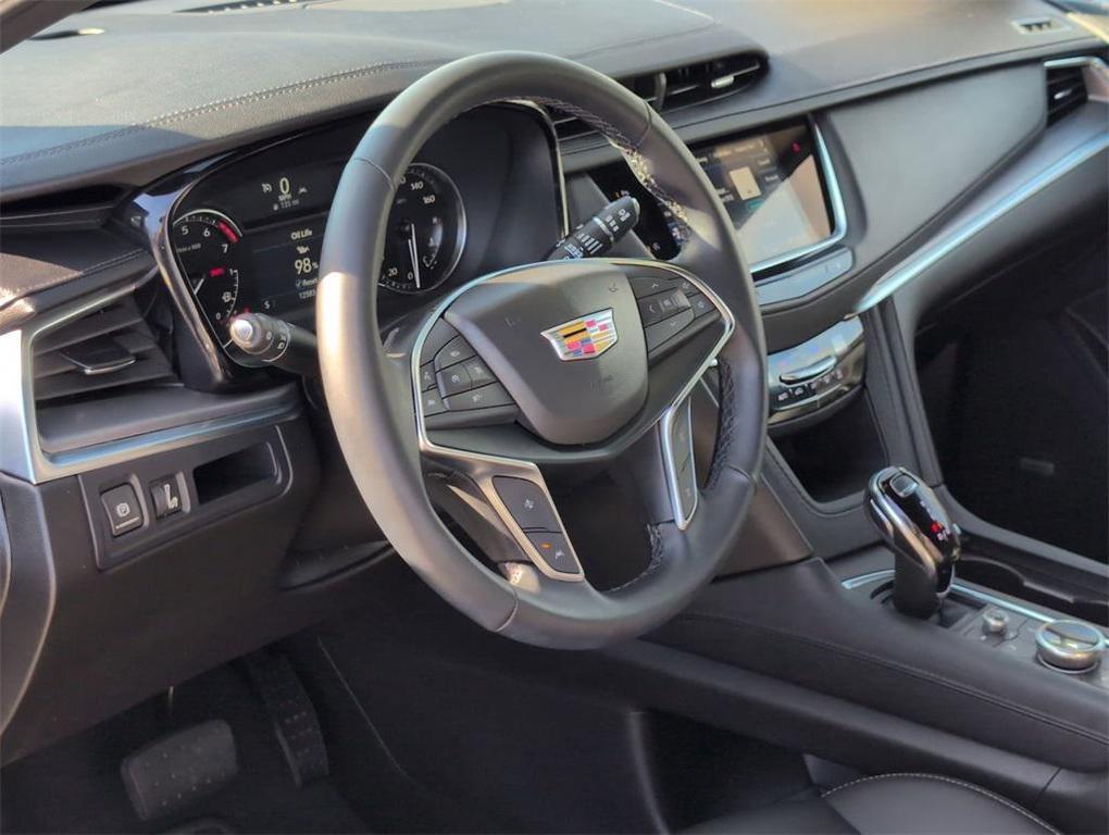 used 2024 Cadillac XT5 car, priced at $31,888