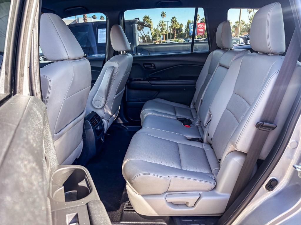 used 2022 Honda Passport car, priced at $27,985