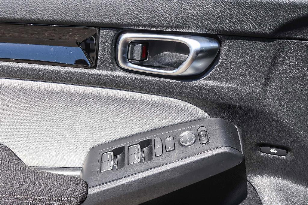 new 2026 Honda Civic Hybrid car, priced at $30,675