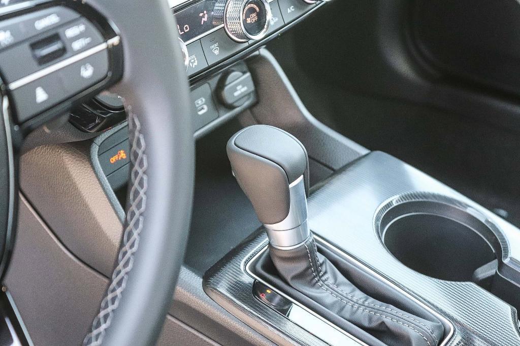 new 2026 Honda Civic Hybrid car, priced at $30,675