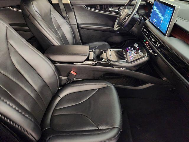 used 2023 Lincoln Nautilus car, priced at $36,425