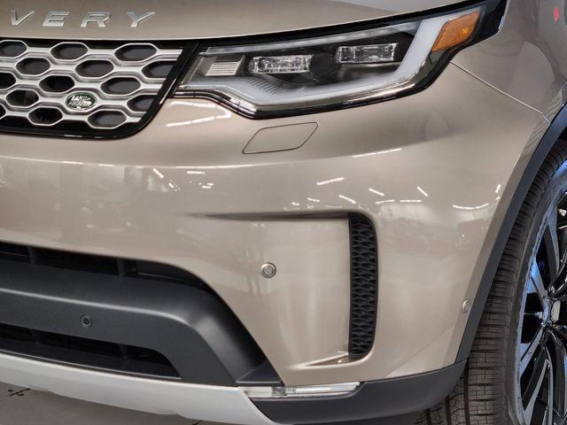 new 2026 Land Rover Discovery car