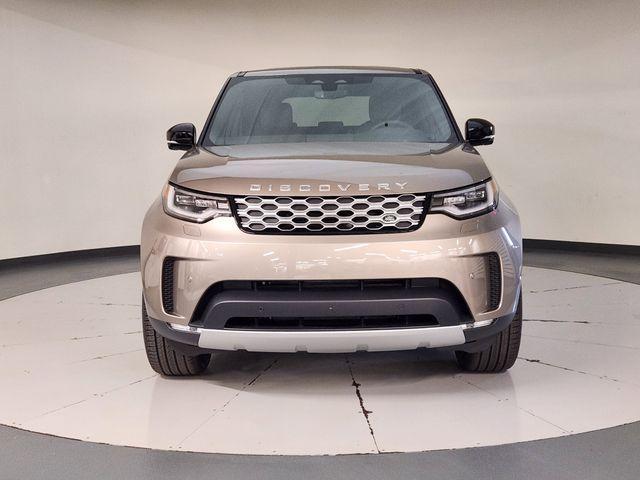 new 2026 Land Rover Discovery car