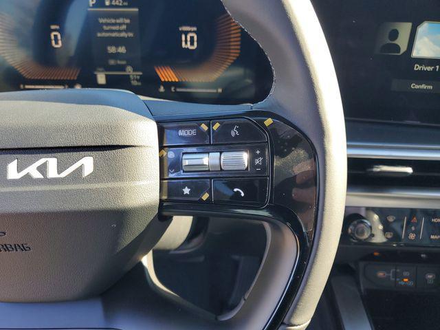 new 2026 Kia Sorento car, priced at $28,600