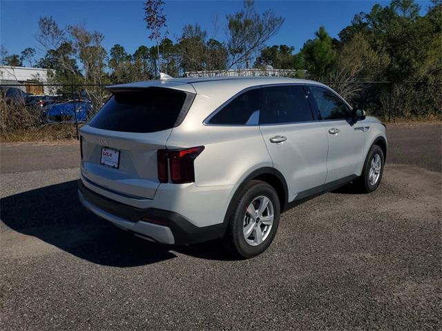 new 2026 Kia Sorento car, priced at $28,638