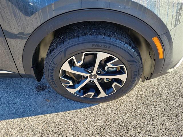 used 2023 Kia Sportage Hybrid car, priced at $23,500