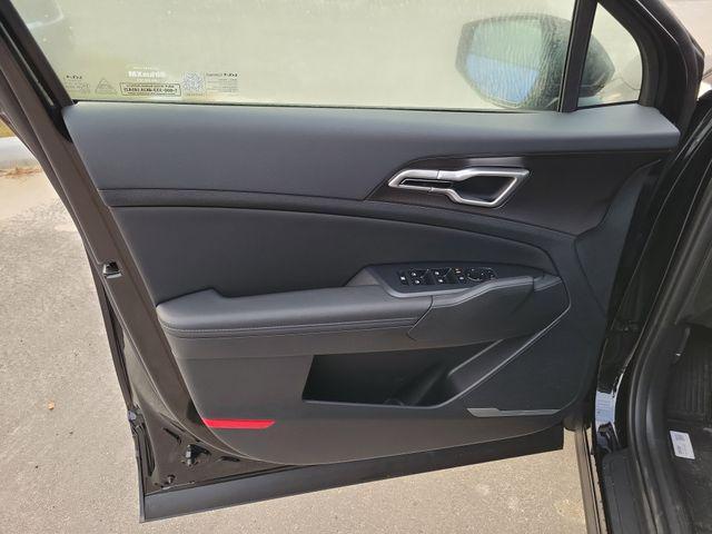 new 2026 Kia Sportage car, priced at $30,300