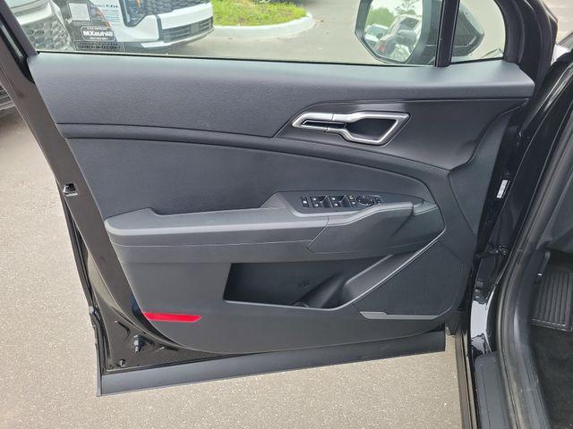 new 2026 Kia Sportage Hybrid car, priced at $30,917