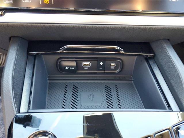 new 2025 Kia Sportage Hybrid car, priced at $31,515