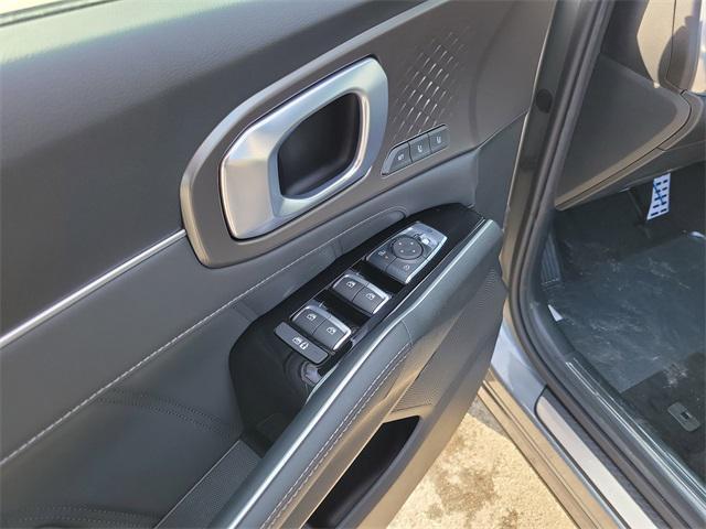 new 2026 Kia Sorento Hybrid car, priced at $41,373