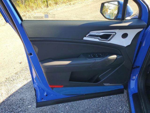 new 2026 Kia Sportage car, priced at $31,400