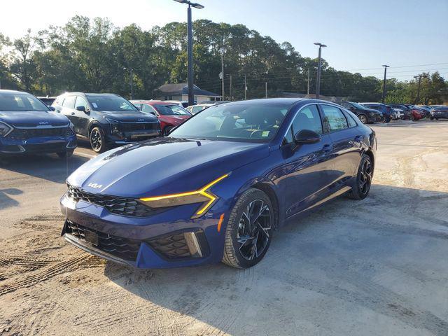 new 2026 Kia K5 car, priced at $25,600