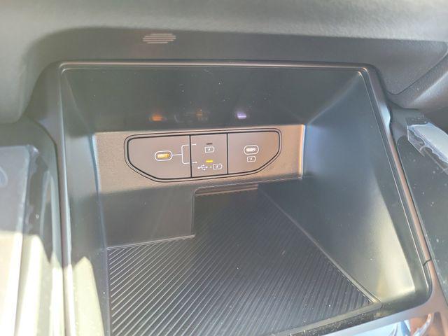 new 2026 Kia Sorento car, priced at $32,361