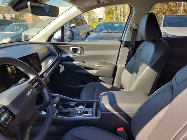 new 2026 Kia Sorento car, priced at $33,600