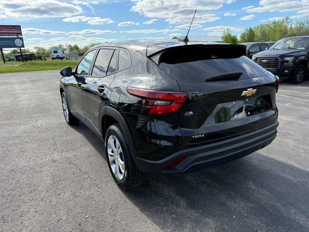 used 2025 Chevrolet Trax car, priced at $21,490