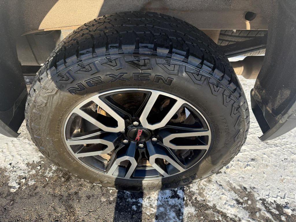 used 2020 GMC Sierra 1500 car, priced at $28,990