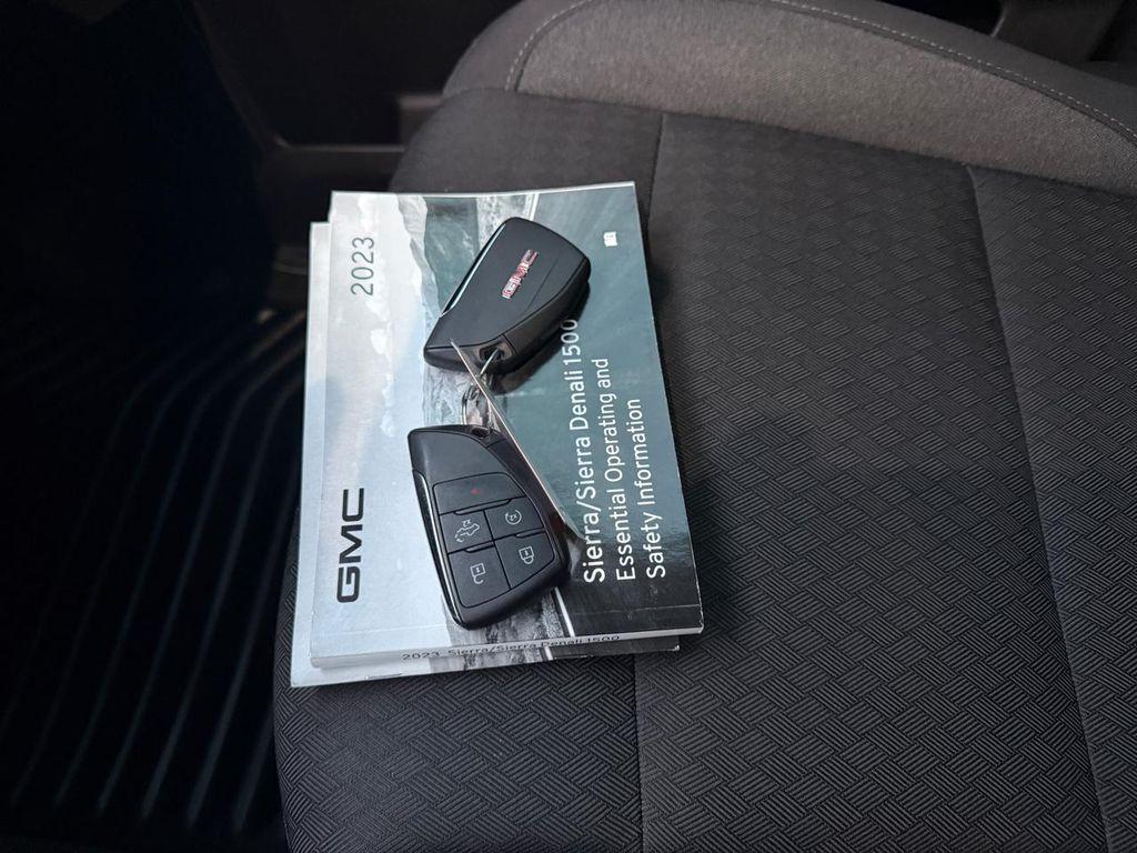 used 2023 GMC Sierra 1500 car, priced at $35,990