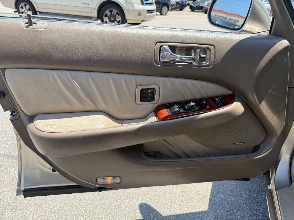 used 2002 Acura RL car, priced at $5,997
