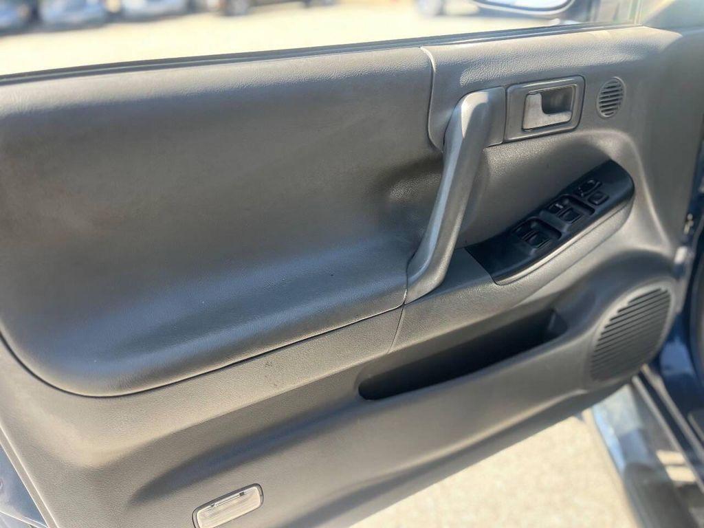 used 2002 Isuzu Rodeo car, priced at $2,997