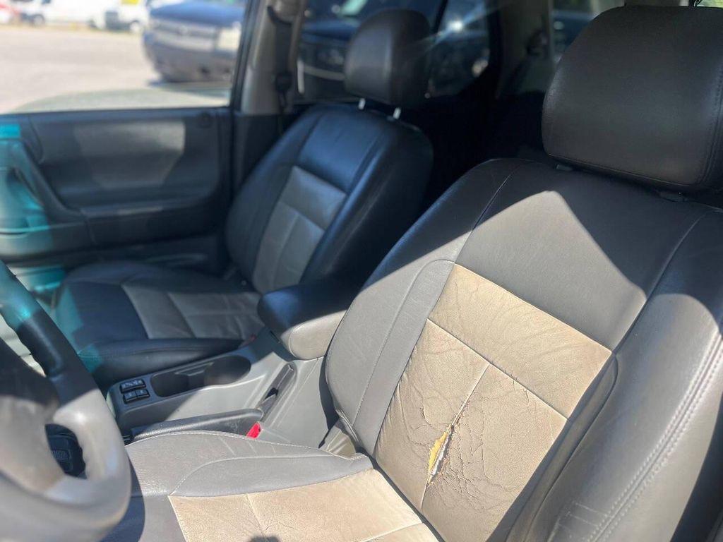 used 2002 Isuzu Rodeo car, priced at $2,997