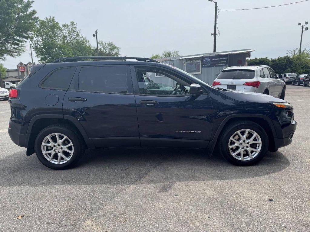 used 2016 Jeep Cherokee car, priced at $6,997