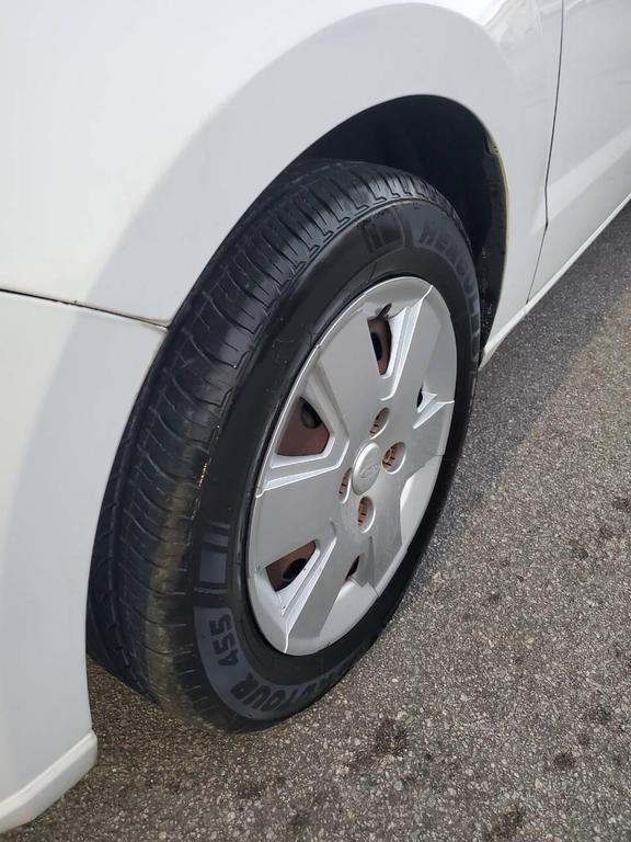 used 2008 Ford Focus car, priced at $3,997