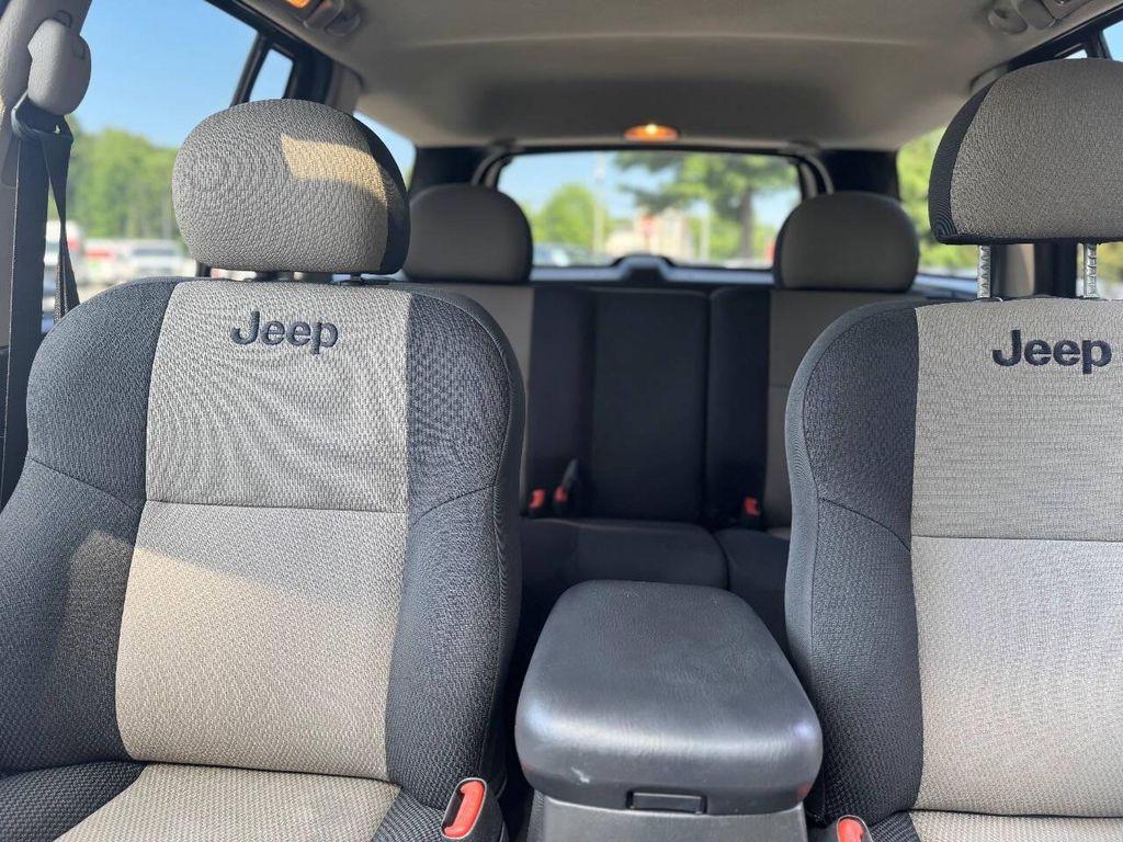 used 2004 Jeep Grand Cherokee car, priced at $4,900
