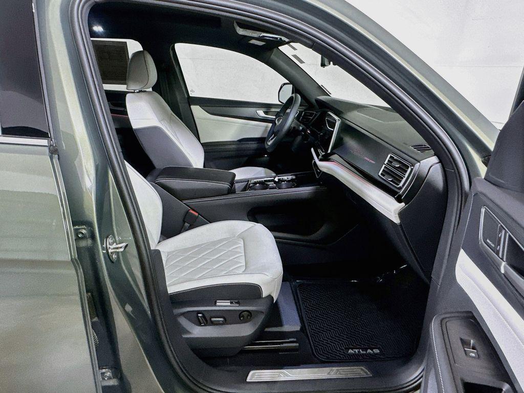 used 2026 Volkswagen Atlas Cross Sport car, priced at $46,789